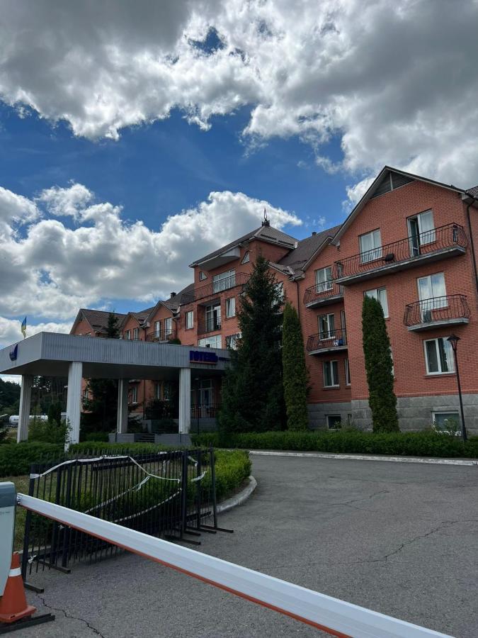 Готель Ягодин Starovoitove Exterior photo